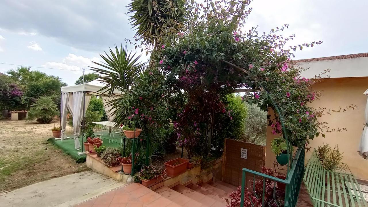 Villa Alla Romana à Caltagirone Extérieur photo
