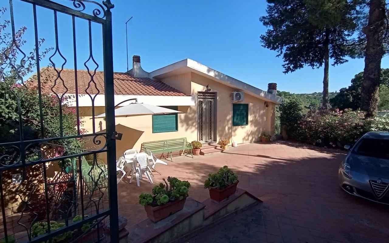 Villa Alla Romana à Caltagirone Extérieur photo